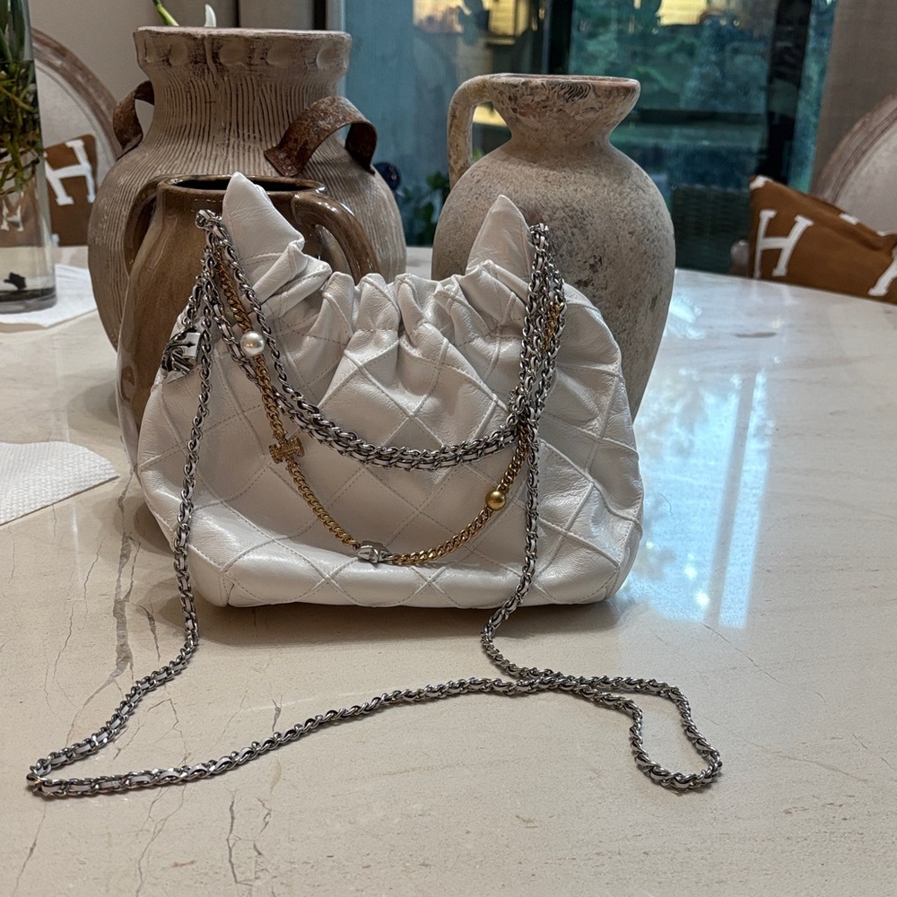 Elegant White Quilted Chain Bag